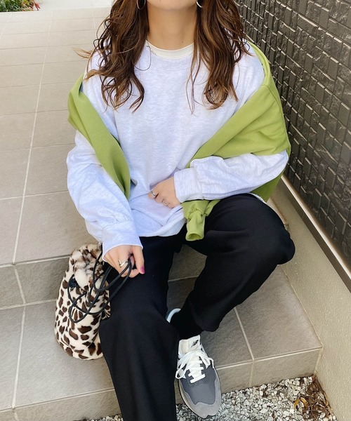 HWG_5（エイチダブルゴー）の「袖ボリュームスウェット（スウェット・レディース・サックスブルー/グリーン/ブラック/ホワイト・FREE）」の14枚目の写真