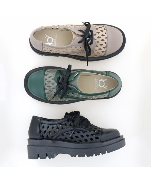 byあしながおじさん（バイアシナガオジサン）の「メッシュレースアップシューズ　-8510063（その他シューズ・レディース・グレイッシュベージュ/ホワイト/グリーン/ブラック・L/S/LL/M）」の5枚目の写真