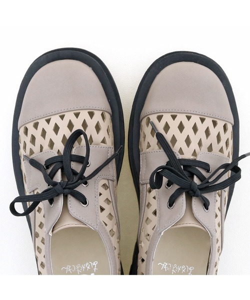 byあしながおじさん（バイアシナガオジサン）の「メッシュレースアップシューズ　-8510063（その他シューズ・レディース・グレイッシュベージュ/ホワイト/グリーン/ブラック・L/S/LL/M）」の14枚目の写真