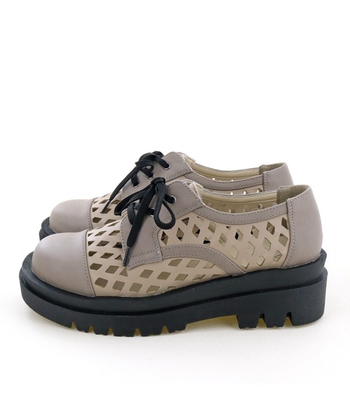 byあしながおじさん（バイアシナガオジサン）の「メッシュレースアップシューズ　-8510063（その他シューズ・レディース・グレイッシュベージュ/ホワイト/グリーン/ブラック・L/S/LL/M）」の15枚目の写真