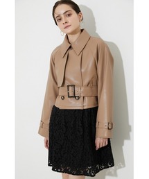 フラップショートトレンチコート