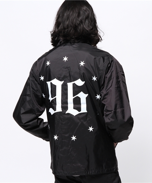 MYE-DO'(マイ・ドゥ)の「コーチジャケット”96” (ナイロンジャケット・メンズ・ブラック・SMALL/MEDIUM/LARGE)」の4枚目の写真