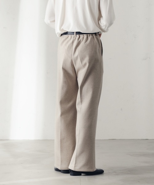 epnok（エプノック）の「ワイドストレートニットソーパンツ（スラックス・メンズ・グレイッシュベージュ/チャコールグレー・SMALL/MEDIUM/LARGE）」の19枚目の写真