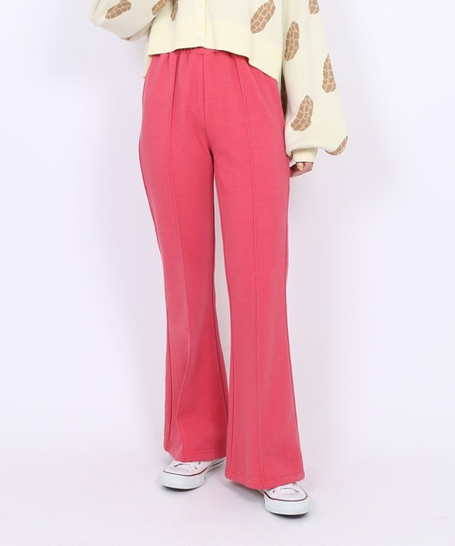 PUNYUS（プニュズ）の「ピグメントスウェットフレアパンツ（スウェットパンツ・レディース・ブラック/レッド/ブラウン/オレンジ/グリーン・1/2/4/3）」の18枚目の写真