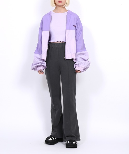 PUNYUS（プニュズ）の「ピグメントスウェットフレアパンツ（スウェットパンツ・レディース・ブラック/レッド/ブラウン/オレンジ/グリーン・1/2/4/3）」の17枚目の写真