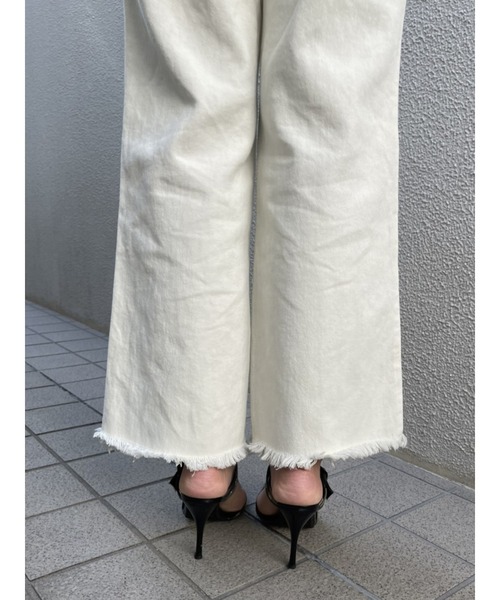 EGOIST(エゴイスト)の「加工ツイルセミフレアパンツ(その他パンツ・レディース・オレンジ/アイボリー・S/M)」の16枚目の写真