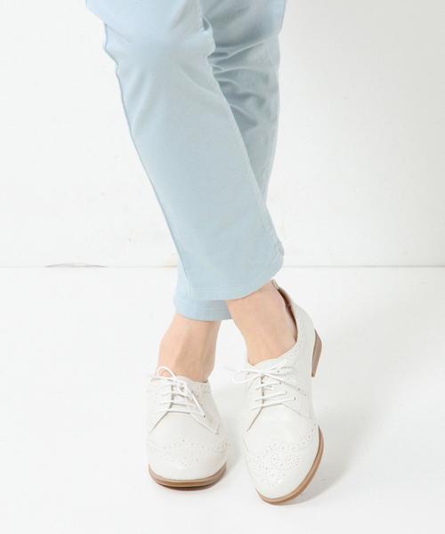 ODETTE E ODILE（オデットエオディール）の「WEB限定/O ﾒﾀﾞﾘｵﾝ SLP10●¶（ドレスシューズ・レディース・ホワイト/ブラック/シルバー・25cm/23cm/23.5cm/22.5cm/24cm/24.5cm/22cm）」の16枚目の写真