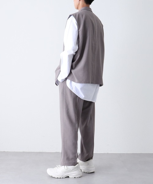 COLONY 2139（コロニートゥーワンスリーナイン）の「テックリネンジレ / セットアップ対応（ベスト・メンズ・グレー/ネイビー・MEDIUM/LARGE）」の8枚目の写真