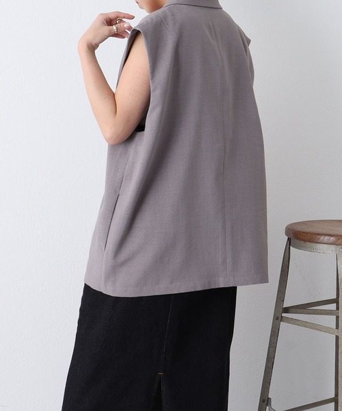 COLONY 2139（コロニートゥーワンスリーナイン）の「テックリネンジレ / セットアップ対応（ベスト・メンズ・グレー/ネイビー・MEDIUM/LARGE）」の12枚目の写真