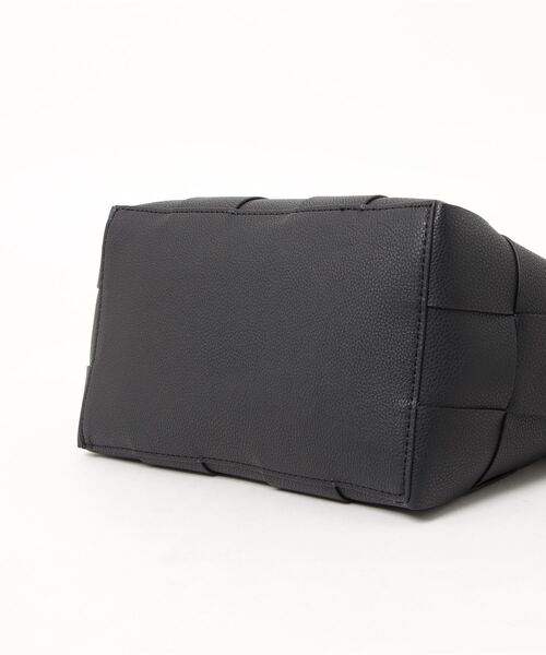 florist（フローリスト）の「【2way】バッグインバッグ付き編み込みショルダートートバッグ（ハンドバッグ・レディース・ブラック/ベージュ/ブラック系その他2/グリーン/ブルー/シルバー/イエロー/ピンク/グレー/レッド/ホワイト/ライトグレー・FREE）」の13枚目の写真