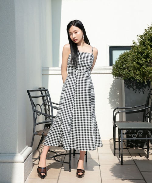 ANDGEEBEE(アンジービー)の「リボンキャミワンピ(ワンピース・レディース・ブラック×ホワイト/ブラック・MEDIUM)」の1枚目の写真