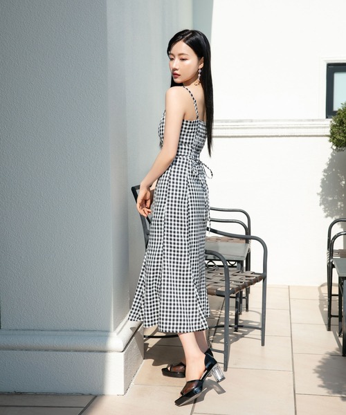 ANDGEEBEE(アンジービー)の「リボンキャミワンピ(ワンピース・レディース・ブラック×ホワイト/ブラック・MEDIUM)」の3枚目の写真