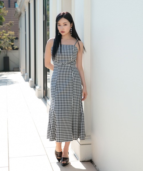 ANDGEEBEE(アンジービー)の「リボンキャミワンピ(ワンピース・レディース・ブラック×ホワイト/ブラック・MEDIUM)」の10枚目の写真