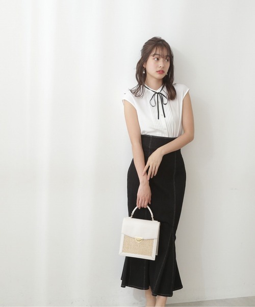 PROPORTION BODY DRESSING（プロポーションボディドレッシング）の「【美人百花6月号タイアップ商品】バイカラータイ付ブラウス / 1212110505（シャツ/ブラウス・レディース・ダークグレー/ホワイト系その他/ベージュ・MEDIUM/SMALL）」の5枚目の写真