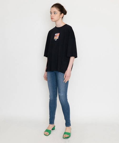 Levi's(リーバイス)の「721(TM) HIGH RISE SKINNY VERY COOL(デニムパンツ・レディース・インディゴブルー・28inch/24inch/25inch/26inch/27inch/23inch)」の6枚目の写真