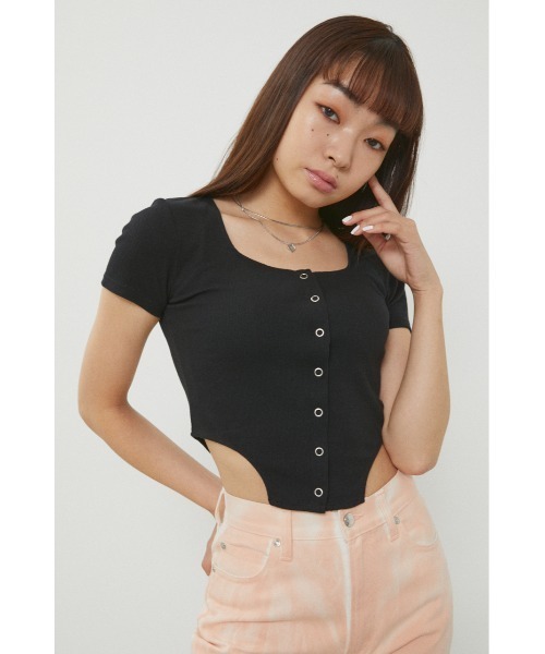 LAGUA GEM（ラグアジェム）の「DIFFERENCE HEM TOPS　トップス（Tシャツ/カットソー・レディース・ライトグレー/ホワイト/ブラック・FREE）」の3枚目の写真