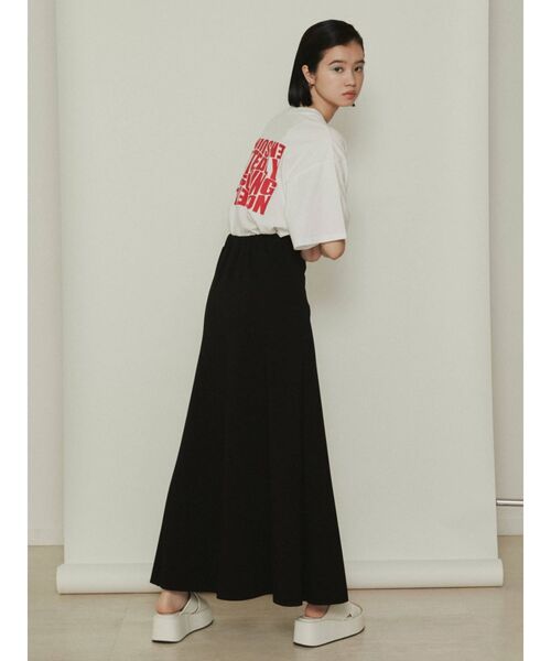 EMODA(エモダ)の「ソフトマキシスリットスカート(スカート・レディース・ブラック/ブラウン/アイボリー・FREE)」の19枚目の写真