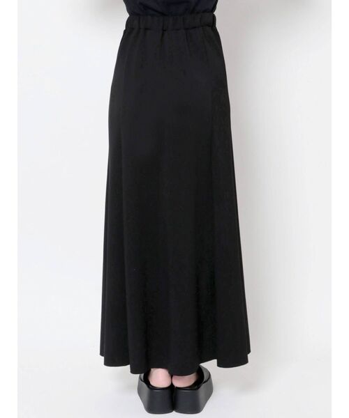 EMODA(エモダ)の「ソフトマキシスリットスカート(スカート・レディース・ブラック/ブラウン/アイボリー・FREE)」の14枚目の写真