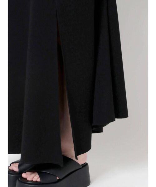 EMODA(エモダ)の「ソフトマキシスリットスカート(スカート・レディース・ブラック/ブラウン/アイボリー・FREE)」の17枚目の写真