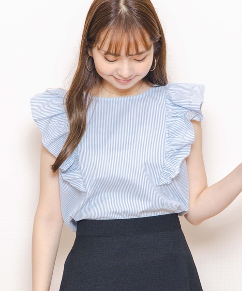 flower（フラワー）の「バタフライストライプブラウス（シャツ/ブラウス・レディース・ベージュ/ブルー・FREE）」の2枚目の写真