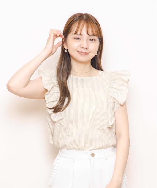 flower（フラワー）の「バタフライストライプブラウス（シャツ/ブラウス・レディース・ベージュ/ブルー・FREE）」の12枚目の写真