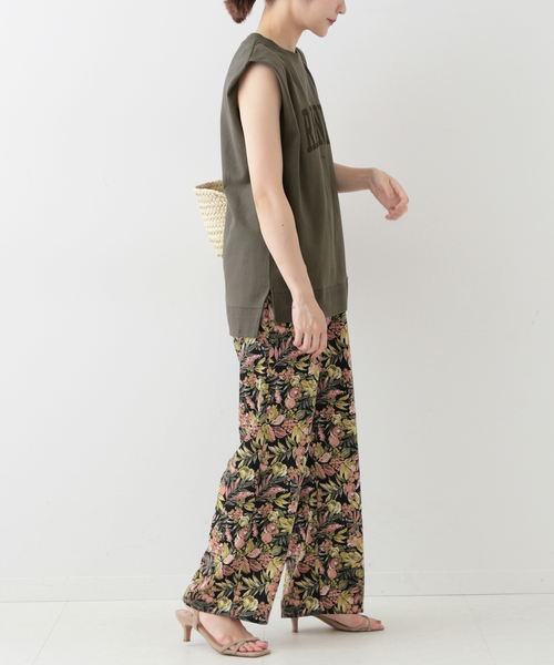 SLOBE IENA（スローブイエナ）の「RENNES ミニ裏毛ノースリーブプルオーバー（Tシャツ/カットソー・レディース・ナチュラル/グレー/グレー系その他・FREE）」の7枚目の写真