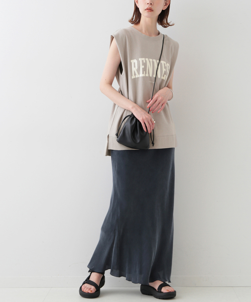 SLOBE IENA（スローブイエナ）の「RENNES ミニ裏毛ノースリーブプルオーバー（Tシャツ/カットソー・レディース・ナチュラル/グレー/グレー系その他・FREE）」の16枚目の写真