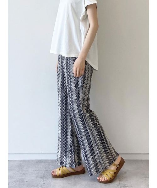 Samansa Mos2 blue（サマンサモスモスブルー）の「マルチストライプニットパンツ（その他パンツ・レディース・ブラック/ブラウン/グレー・ﾌﾘ-）」の2枚目の写真