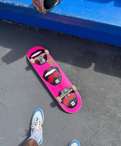 HLNA(エイチエルエヌエー)の「【Disorder Skateboards】DISORDER TABS DECK(スポーツグッズ・メンズ・ピンク・SMALL/MEDIUM/LARGE)」の6枚目の写真