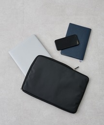 COLONY 2139（コロニートゥーワンスリーナイン）の「撥水コーティングキャンバスPCケース（PC・タブレットケース・レディース）」