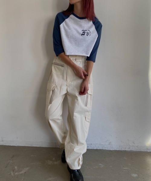 FIG&VIPER(フィグアンドバイパー)の「ロゴラグランショート丈Tシャツ(Tシャツ/カットソー・レディース・ブラック/ネイビー/バーガンディー・FREE)」の20枚目の写真