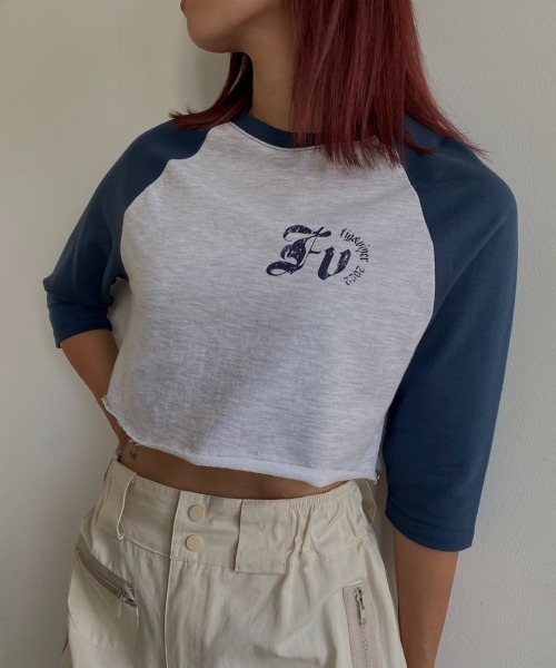 FIG&VIPER(フィグアンドバイパー)の「ロゴラグランショート丈Tシャツ(Tシャツ/カットソー・レディース・ブラック/ネイビー/バーガンディー・FREE)」の19枚目の写真