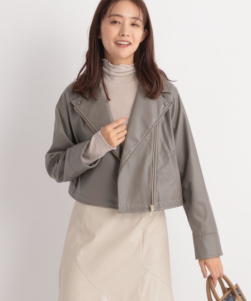 Andemiu（アンデミュウ）の「Ｆレザーライダースジャケット299725（ライダースジャケット・レディース・ブラック/ベージュ/グレー・FREE）」の18枚目の写真