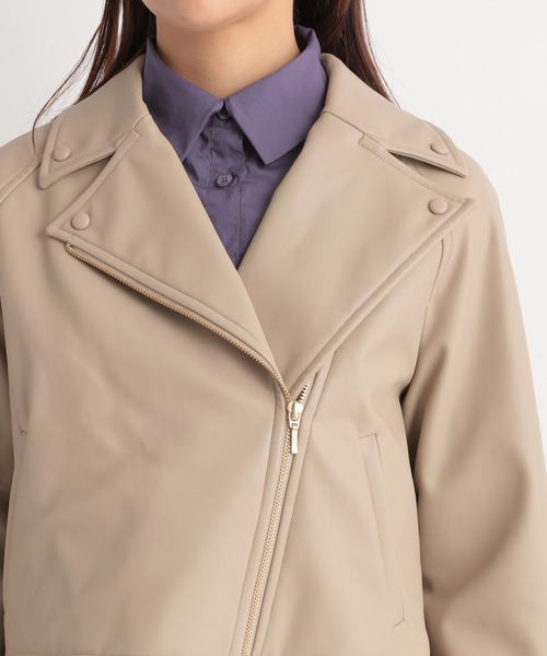 Andemiu（アンデミュウ）の「Ｆレザーライダースジャケット299725（ライダースジャケット・レディース・ブラック/ベージュ/グレー・FREE）」の10枚目の写真