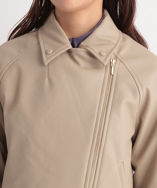 Andemiu（アンデミュウ）の「Ｆレザーライダースジャケット299725（ライダースジャケット・レディース・ブラック/ベージュ/グレー・FREE）」の20枚目の写真