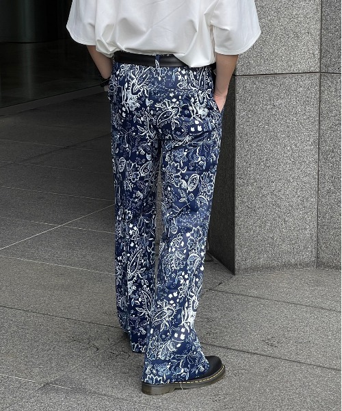 kutir(クティール)の「ペイズリーセミフレアパンツ(スラックス・メンズ・ホワイト/ブラック/ネイビー・SMALL/MEDIUM/LARGE)」の17枚目の写真