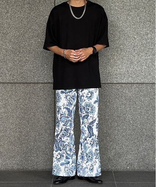kutir(クティール)の「ペイズリーセミフレアパンツ(スラックス・メンズ・ホワイト/ブラック/ネイビー・SMALL/MEDIUM/LARGE)」の9枚目の写真