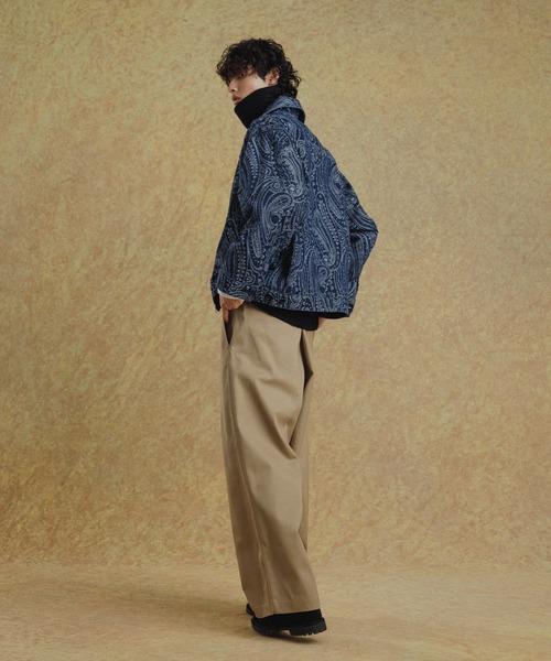 ADAM ET ROPE'(アダムエロペ)の「【WEB限定】2タック ワイドルーズ ドカンパンツ / バリエーション バギーパンツ / ミリタリー / チノ / デニム / チェック / ペイズリー / ユニセックス(デニムパンツ・メンズ・ベージュ/ネイビー/ブラック系その他/ブルー系その他2/グリーン系その他/ブラック・M/L)」の21枚目の写真