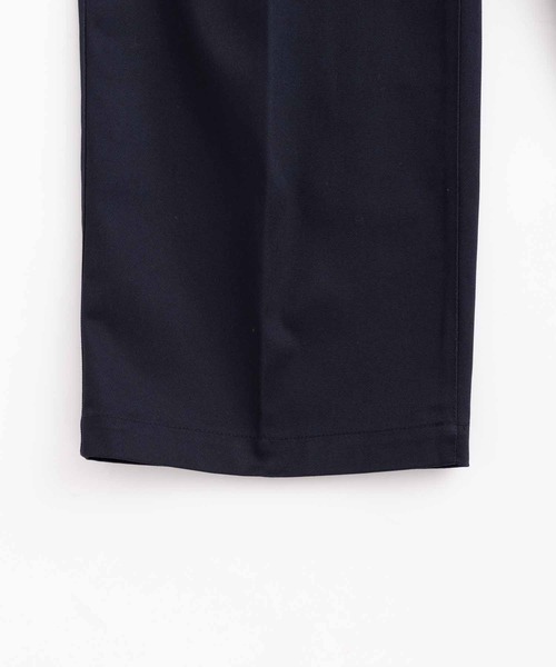 ADAM ET ROPE'(アダムエロペ)の「【WEB限定】2タック ワイドルーズ ドカンパンツ / バリエーション バギーパンツ / ミリタリー / チノ / デニム / チェック / ペイズリー / ユニセックス(デニムパンツ・メンズ・ベージュ/ネイビー/ブラック系その他/ブルー系その他2/グリーン系その他/ブラック・M/L)」の12枚目の写真