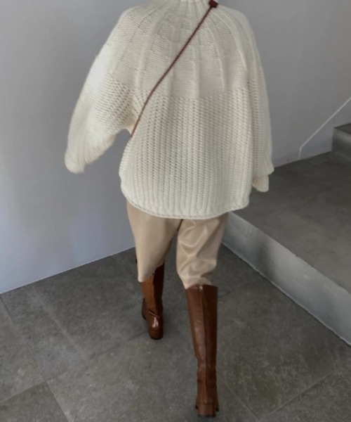 WILLFULLY(ウィルフリー)の「radiation line angle knit(ニット/セーター・レディース・ベージュ/アイボリー・FREE)」の14枚目の写真