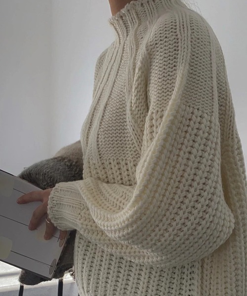 WILLFULLY(ウィルフリー)の「radiation line angle knit(ニット/セーター・レディース・ベージュ/アイボリー・FREE)」の15枚目の写真