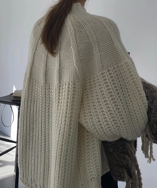 WILLFULLY(ウィルフリー)の「radiation line angle knit(ニット/セーター・レディース・ベージュ/アイボリー・FREE)」の20枚目の写真