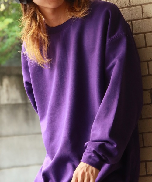 GILDAN（ギルダン）の「GILDAN/ギルダン USAオーバーサイズ ロングスリーブプルオーバークルーネックスウェット  無地トレーナー 裏起毛 ユニセックス（スウェット・メンズ・ホワイト/レッド/グレー/ブラック/ネイビー/ライトブルー/オリーブ/サンドベージュ/グリーン/パープル/マルーン/ライトピンク/チャコール/ロイヤルブルー/オレンジ/インディゴブルー/ライム/ゴールド/ダークブラウン/アッシュグレー・L/XL/2XL/S/M）」の15枚目の写真