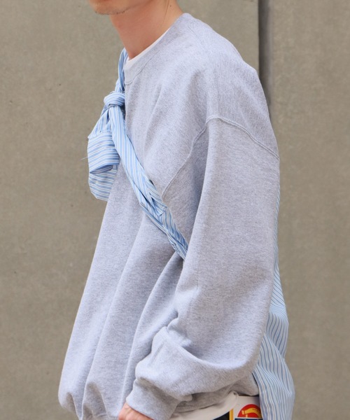 GILDAN（ギルダン）の「GILDAN/ギルダン USAオーバーサイズ ロングスリーブプルオーバークルーネックスウェット  無地トレーナー 裏起毛 ユニセックス（スウェット・メンズ・ホワイト/レッド/グレー/ブラック/ネイビー/ライトブルー/オリーブ/サンドベージュ/グリーン/パープル/マルーン/ライトピンク/チャコール/ロイヤルブルー/オレンジ/インディゴブルー/ライム/ゴールド/ダークブラウン/アッシュグレー・L/XL/2XL/S/M）」の3枚目の写真