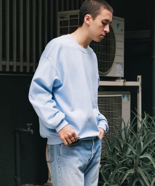 GILDAN（ギルダン）の「GILDAN/ギルダン USAオーバーサイズ ロングスリーブプルオーバークルーネックスウェット  無地トレーナー 裏起毛 ユニセックス（スウェット・メンズ・ホワイト/レッド/グレー/ブラック/ネイビー/ライトブルー/オリーブ/サンドベージュ/グリーン/パープル/マルーン/ライトピンク/チャコール/ロイヤルブルー/オレンジ/インディゴブルー/ライム/ゴールド/ダークブラウン/アッシュグレー・L/XL/2XL/S/M）」の11枚目の写真