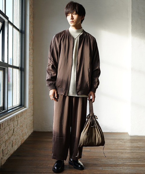 MinoriTY（マイノリティ）の「巾着バッグ パラシュートナイロンバッグ パッカブル【POSTGENERAL】（エコバッグ/サブバッグ・メンズ・ブラック/オリーブ/ブラウン・FREE）」の7枚目の写真