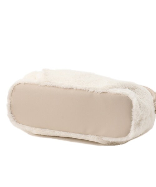 SHOO・LA・RUE(シューラルー)の「◆ハーフムーンファーショルダー(ショルダーバッグ・レディース・グレー/アイボリー/ライトパープル・00)」の16枚目の写真