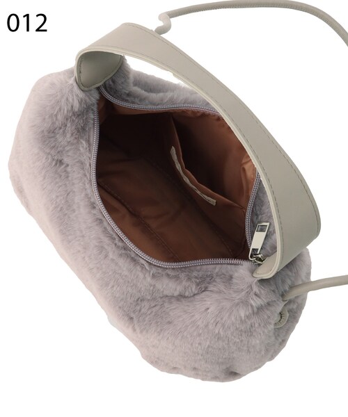 SHOO・LA・RUE(シューラルー)の「◆ハーフムーンファーショルダー(ショルダーバッグ・レディース・グレー/アイボリー/ライトパープル・00)」の4枚目の写真