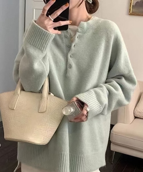 Girly Doll(ガーリードール)の「ヘンリーネックニットセーター(ニット/セーター・レディース・ブルー/ホワイト/ピンク/グリーン/オレンジ/イエロー・F)」の9枚目の写真