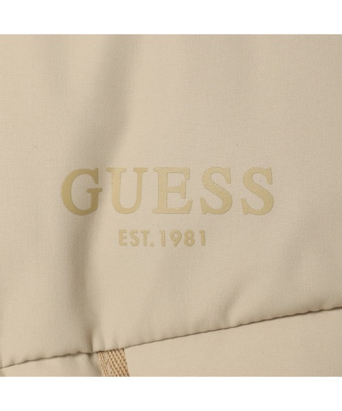 Guess（ゲス）の「Logo Hooded Long Down Coat（ダウンジャケット/コート・メンズ・ベージュ/ブラック・MEDIUM/LARGE/X-LARGE/SMALL）」の7枚目の写真